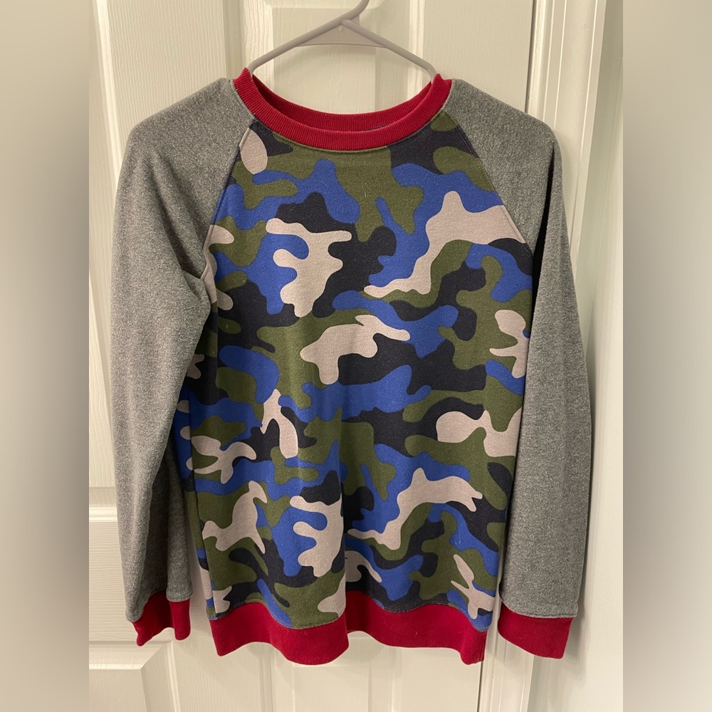 Lands End camo color blocked sweatshirt size 14